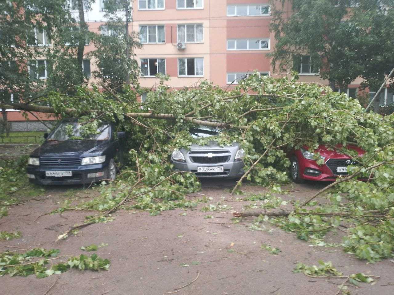 Фото:« Мегаполис | ДТП и ЧП»